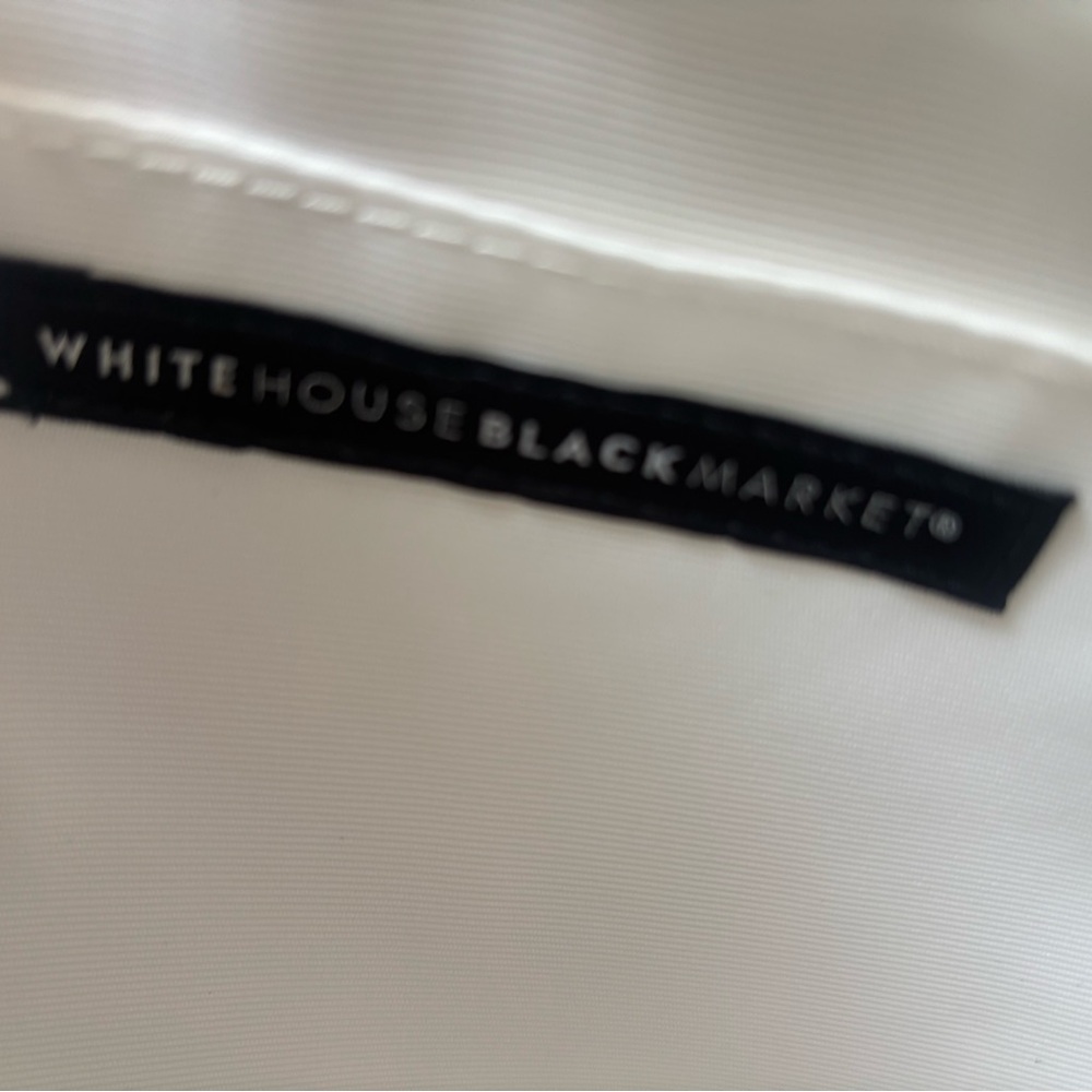 White House Black Market Floral White Clutch/wristlet with Stud Accents NWT - Picture 5 of 10
